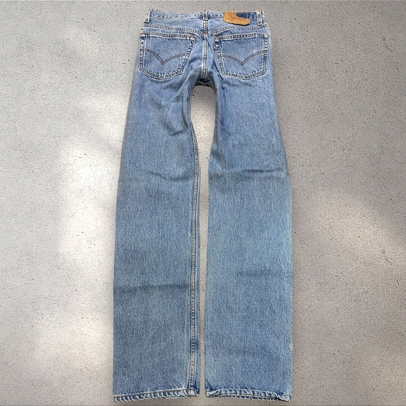 Vtg Levi’s 501 High Rise Classic Straight Jeans - Picture 1 of 6